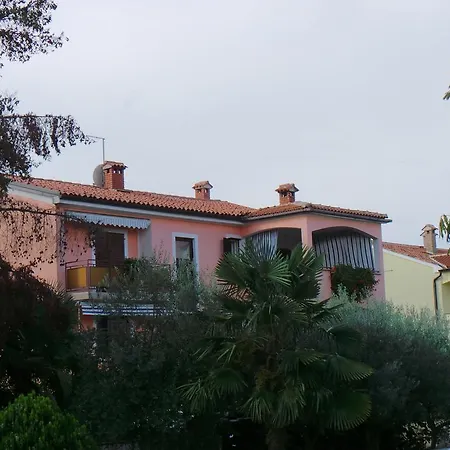 Ferienhaus In Rotava 5 ポレッチ